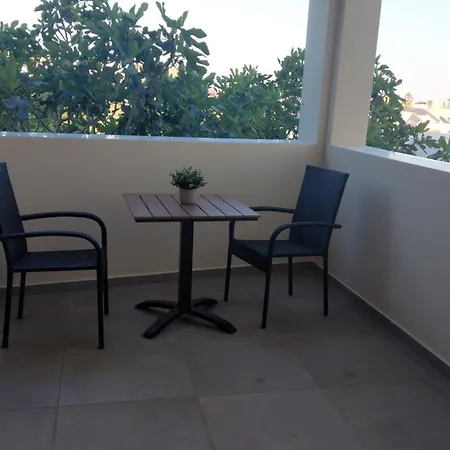 Apartment Maria's Comfort 300 Metre From The Sea Rethymno (Crete)